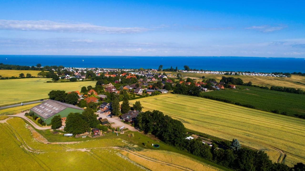 Ferienhof Kai Hansen Rettin Exteriör bild
